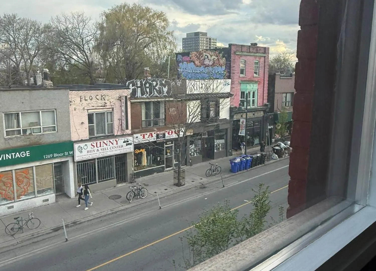 Top Location In Dt Toronto- Cn Tower View Homestay Toronto
